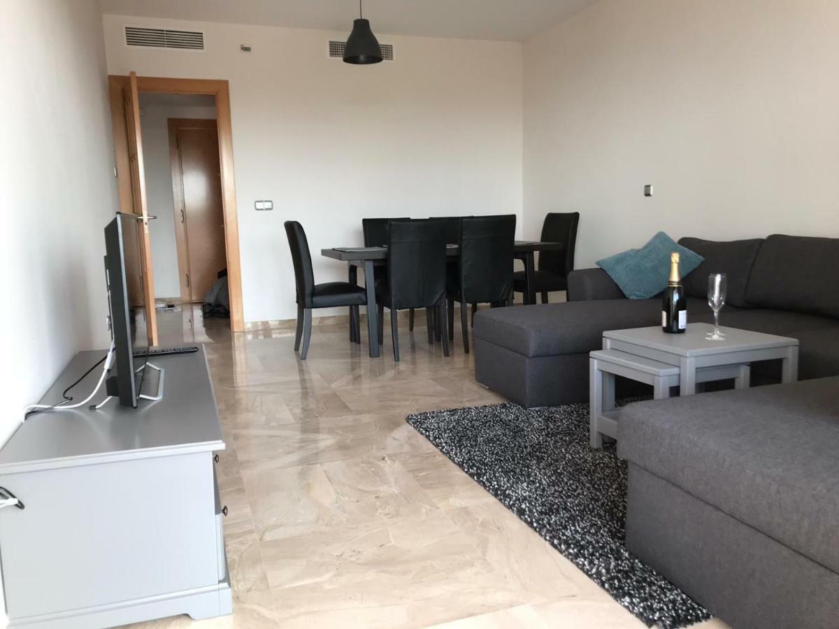 Luxury Apartment Set In Dona Julia Golf Course Касарес Экстерьер фото